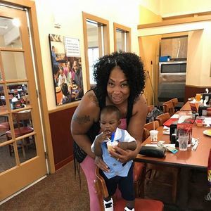 Meet your Posher, Lakita